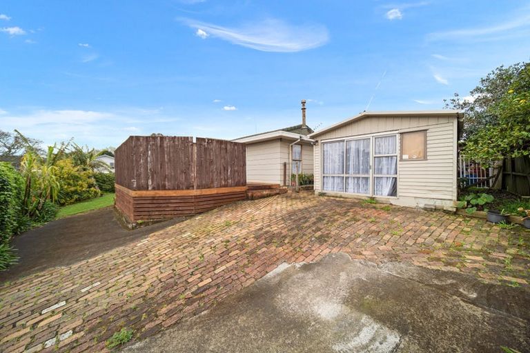 Photo of property in 40 Mckinstry Avenue, Mangere East, Auckland, 2024