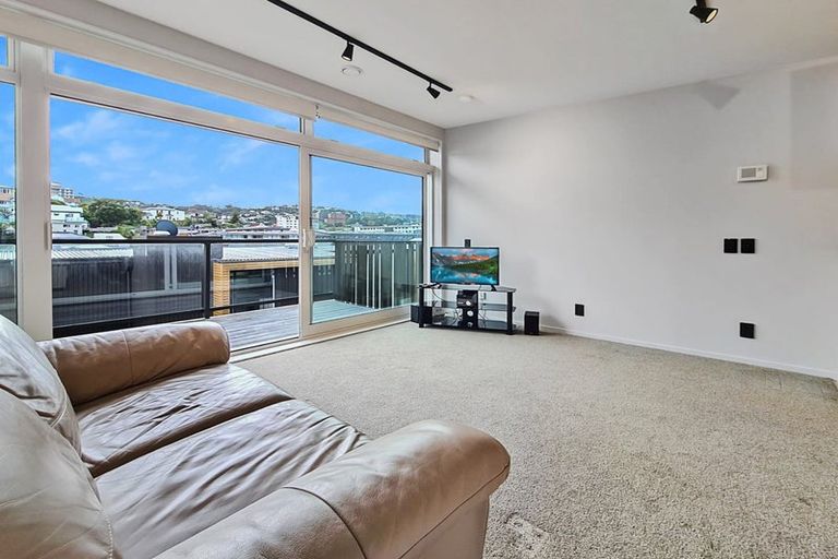 Photo of property in Vedado Apartments, 407/41 Hopper Street, Mount Cook, Wellington, 6011