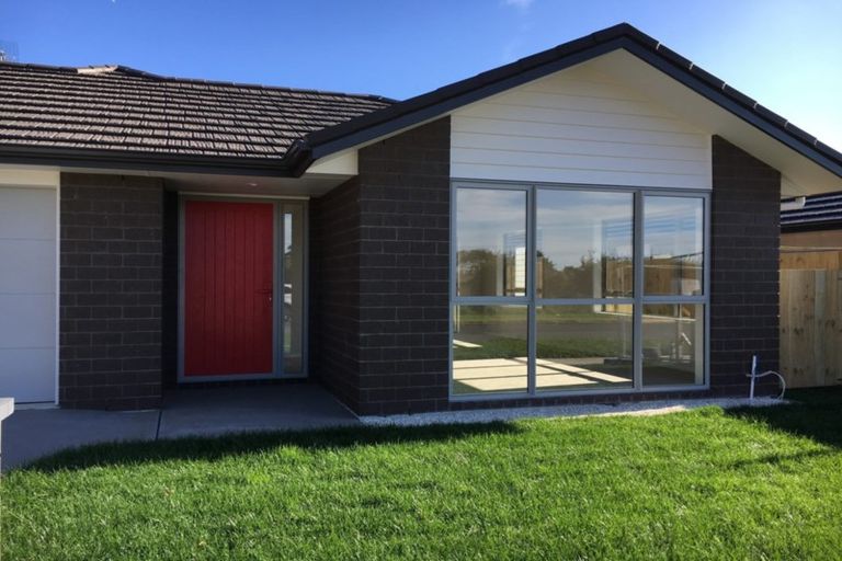 Photo of property in 20 Walter Lawry Road, Paerata, Pukekohe, 2124