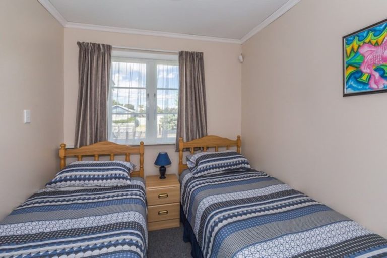 Photo of property in 30 Muapoko Street, Himatangi Beach, Foxton, 4891