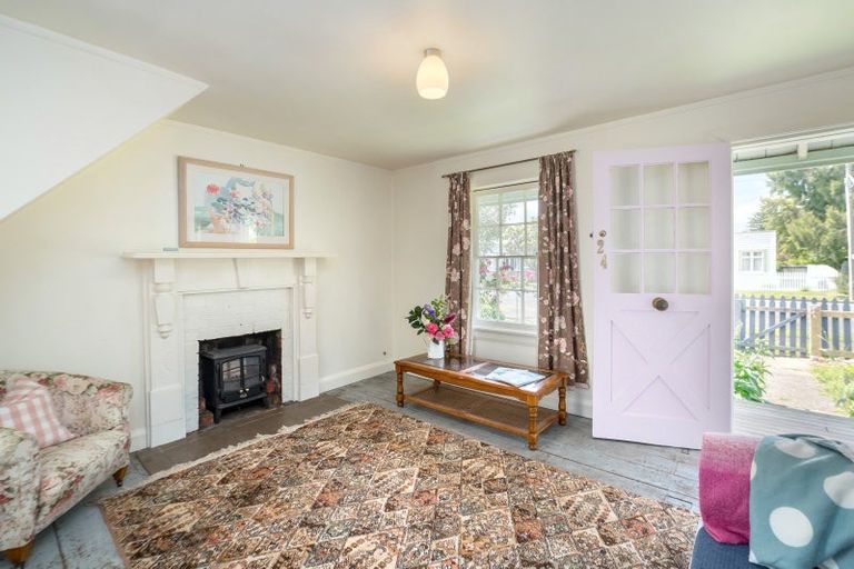 Photo of property in 24 Waite Street, Featherston, 5710