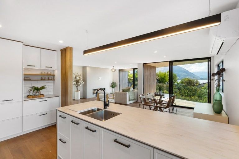 Photo of property in 30a Chalmers Street, Wanaka, 9305