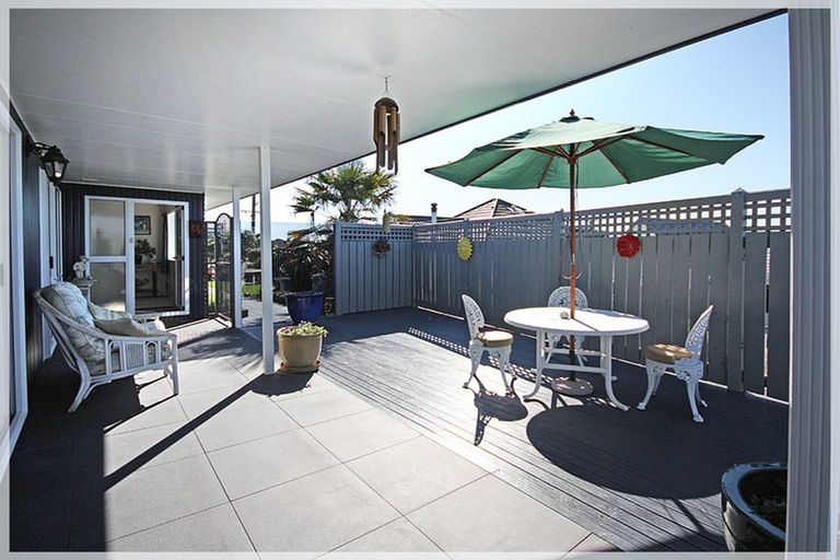 Photo of property in 6 Brown Street, Foxton, 4814