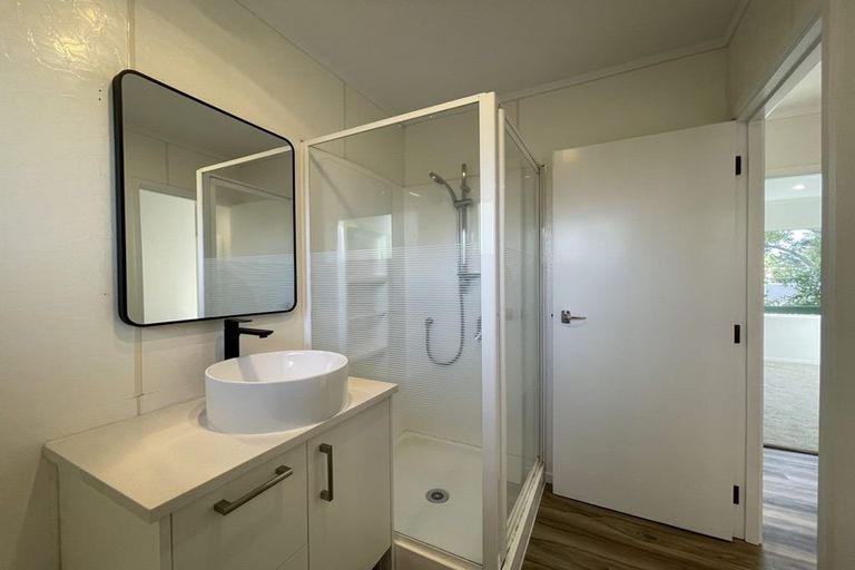 Photo of property in 14 Withers Road, Glen Eden, Auckland, 0602