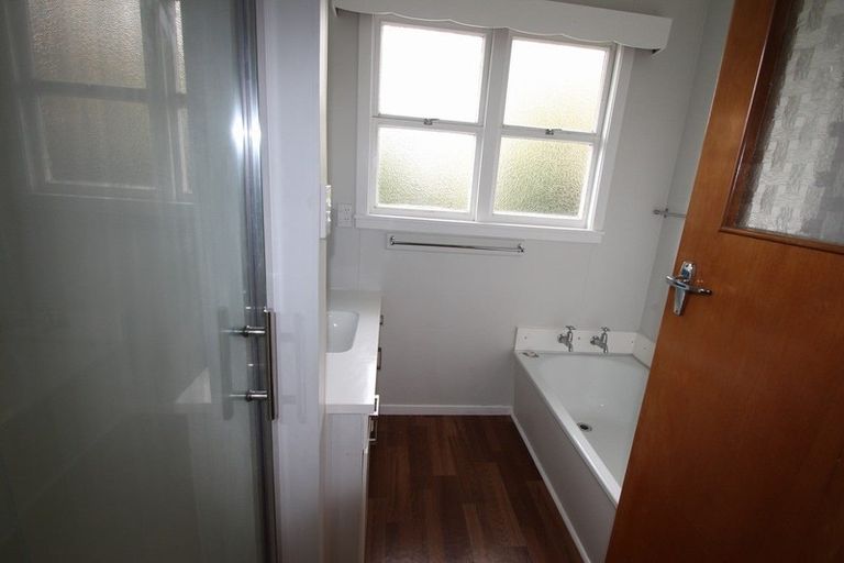 Photo of property in 182 Regan Street, Stratford, 4332