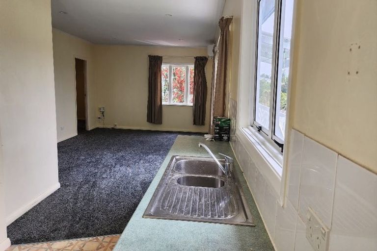 Photo of property in 1/27 Elliott Avenue, Bayview, Auckland, 0629