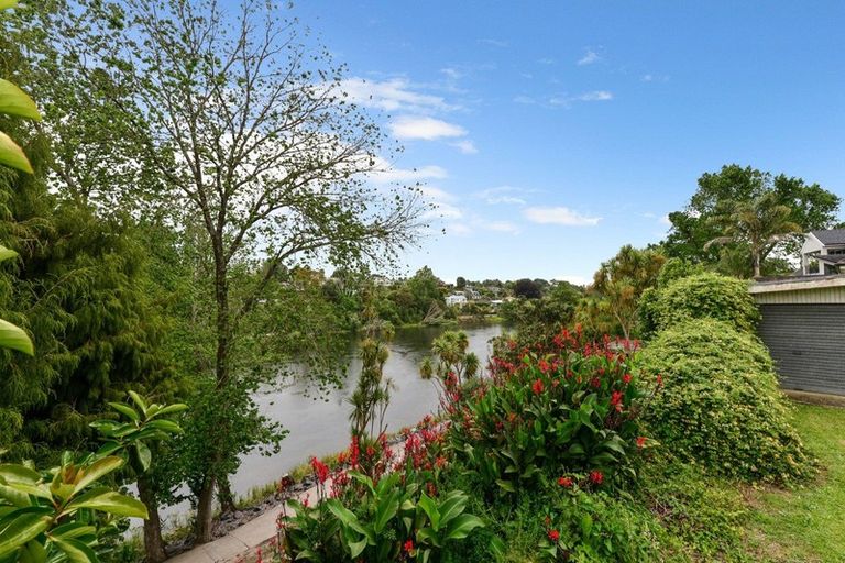 Photo of property in 571 River Road, Fairfield, Hamilton, 3214