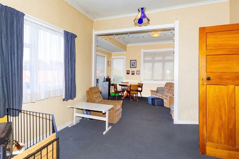 Photo of property in 22 Gonville Avenue, Gonville, Whanganui, 4501