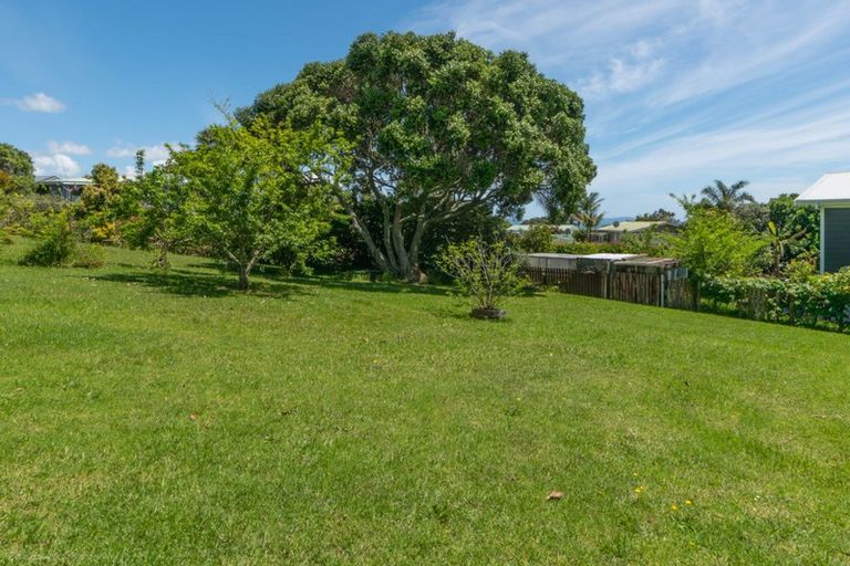 Photo of property in 8 Berghan Road, Coopers Beach, 0420