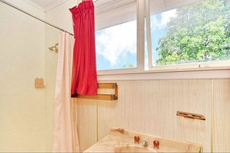 Photo of property in 222 Avonhead Road, Avonhead, Christchurch, 8042