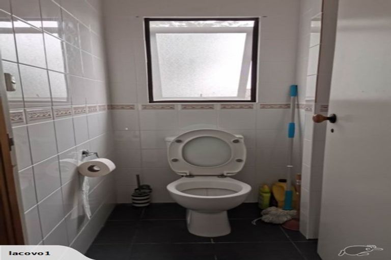 Photo of property in 22 Palomino Drive, Henderson, Auckland, 0612