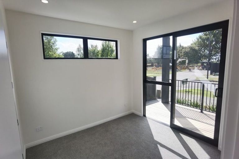 Photo of property in 32 Yellow Pear Lane, Karaka, 2578