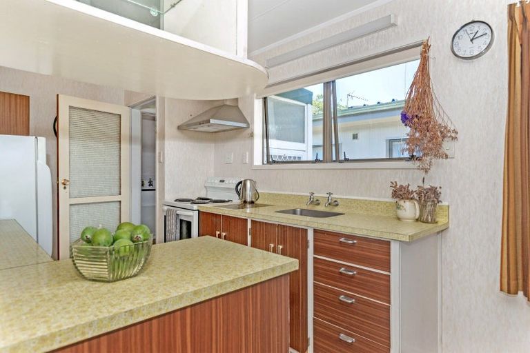 Photo of property in 319 Stout Street, Riverdale, Gisborne, 4010