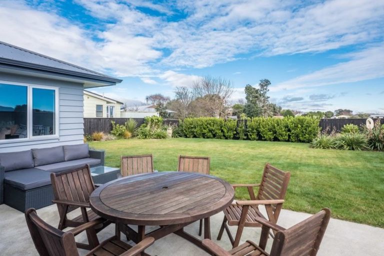 Photo of property in 3 Gallipoli Place, Paraparaumu, 5032