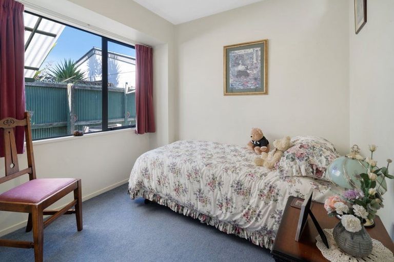 Photo of property in 9b Baretta Street, Somerfield, Christchurch, 8024