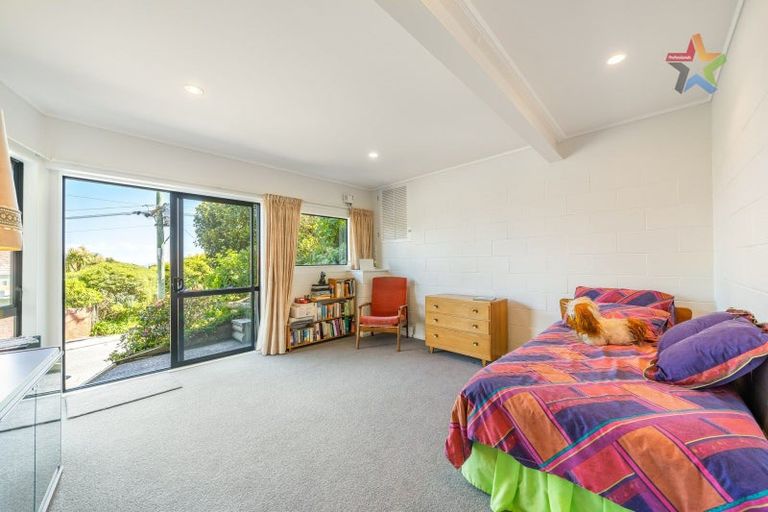 Photo of property in 36a Maungaraki Road, Korokoro, Lower Hutt, 5012