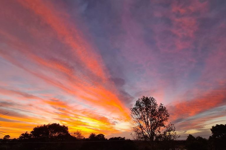 Photo of property in 83 Sim Road, Paerata, Papakura, 2580