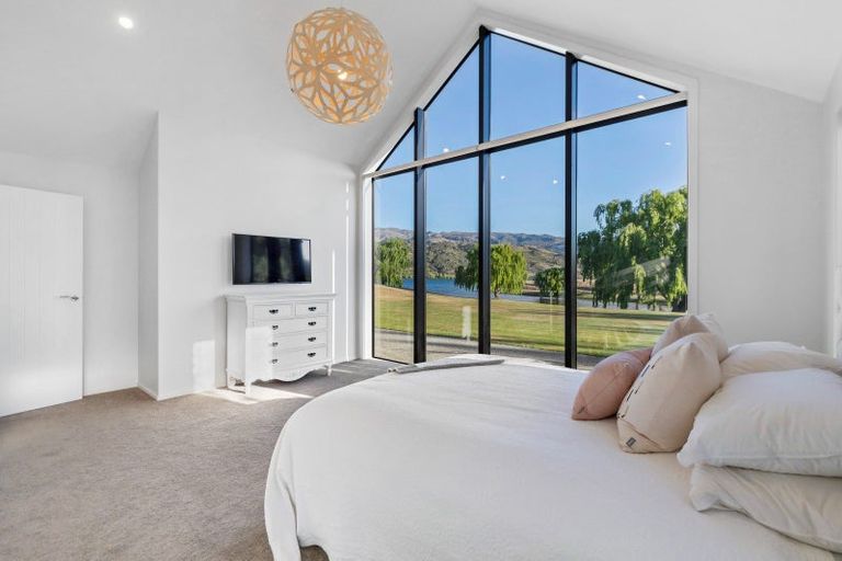 Photo of property in 8 Wakefield Lane, Mount Pisa, Cromwell, 9383