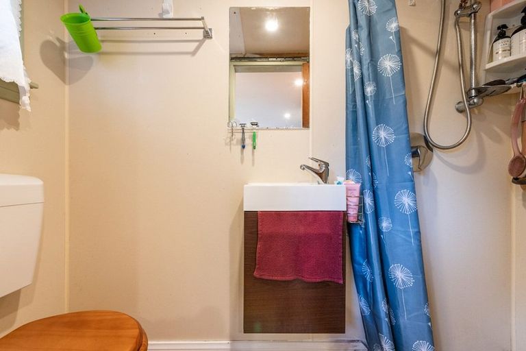 Photo of property in 73 Para Street, Miramar, Wellington, 6022