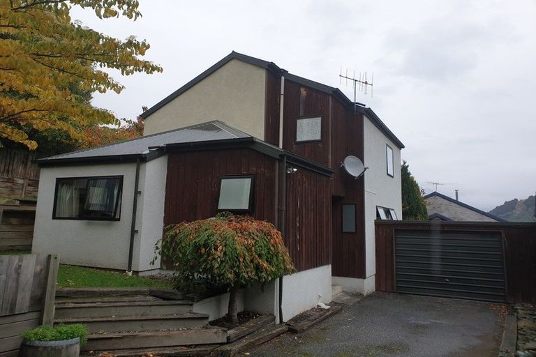 Photo of property in 16b Watts Road, Fernhill, Queenstown, 9300