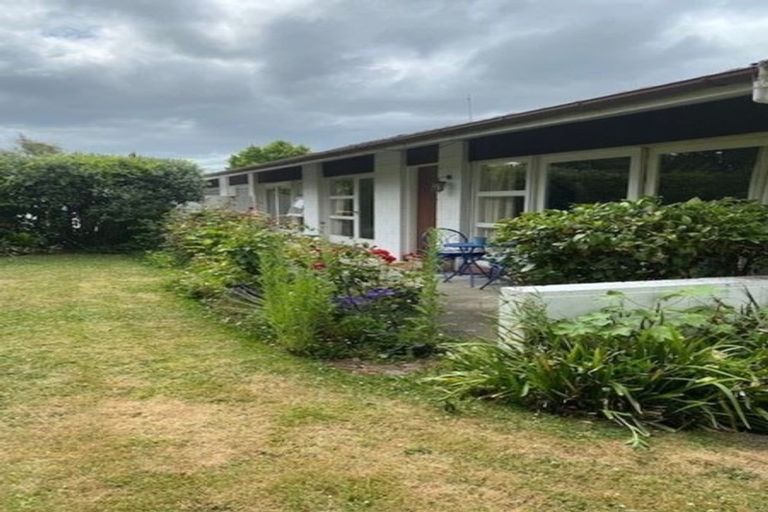 Photo of property in 2/55 Garreg Road, Bryndwr, Christchurch, 8052