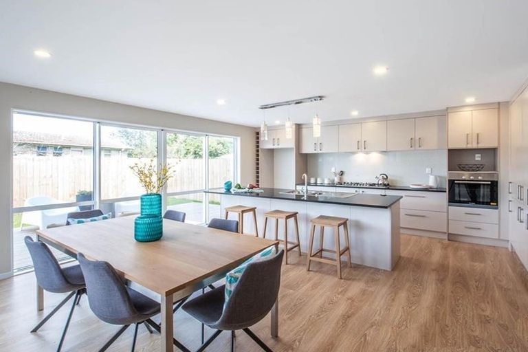 Photo of property in 50 Mays Road, St Albans, Christchurch, 8052