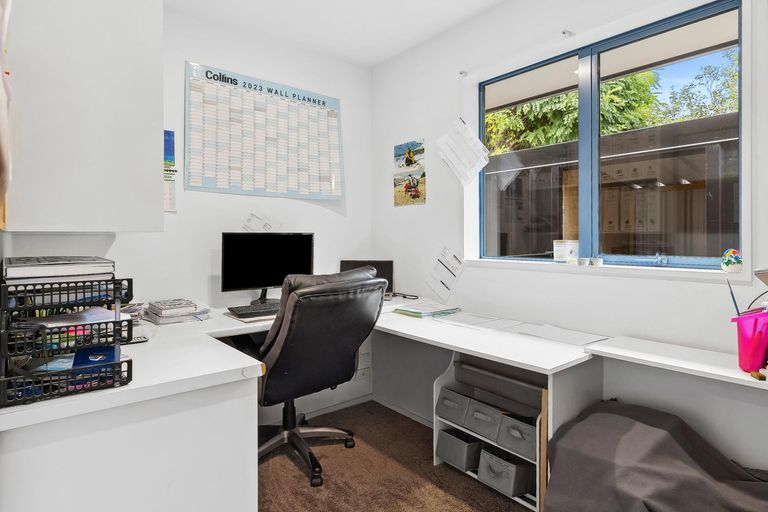 Photo of property in 13 Ash Avenue, Albert Town, Wanaka, 9305