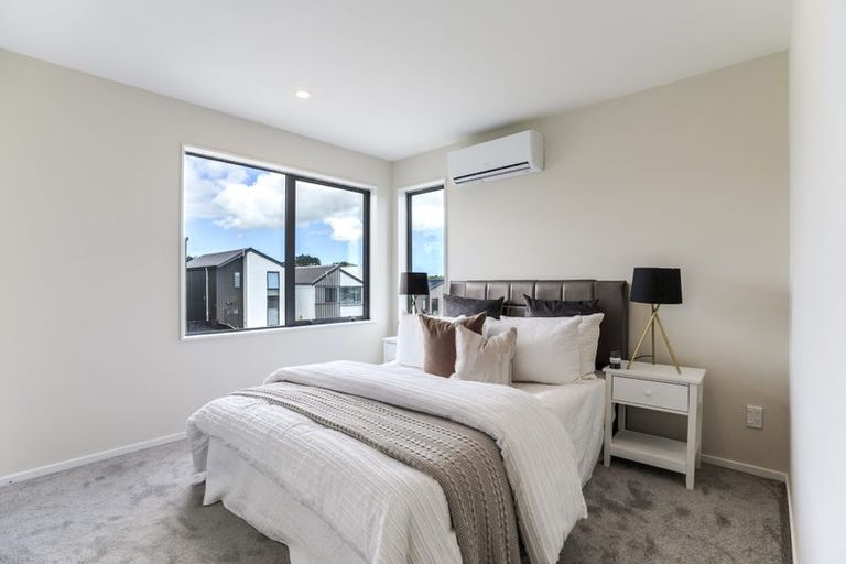 Photo of property in 66 Biokovo Street, Massey, Auckland, 0614