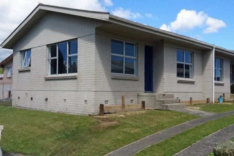 Photo of property in 17 Hinau Street, Tokoroa, 3420