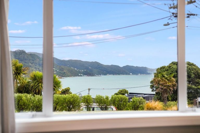 Photo of property in 15 Howard Road, Point Howard, Lower Hutt, 5013