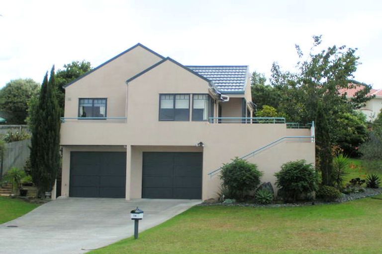 Photo of property in 56 Garton Drive, Massey, Auckland, 0614