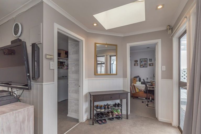 Photo of property in 5 Muapoko Street, Himatangi Beach, Foxton, 4891