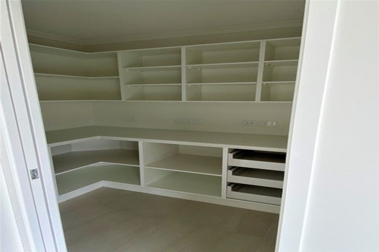 Photo of property in 57 Mclarin Road, Glenbrook, 2681