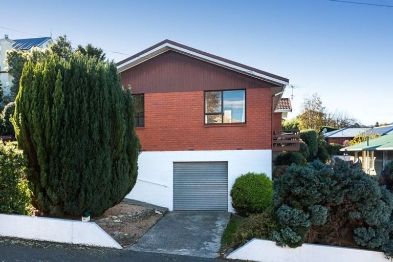 Photo of property in 22 Preston Crescent, Belleknowes, Dunedin, 9011