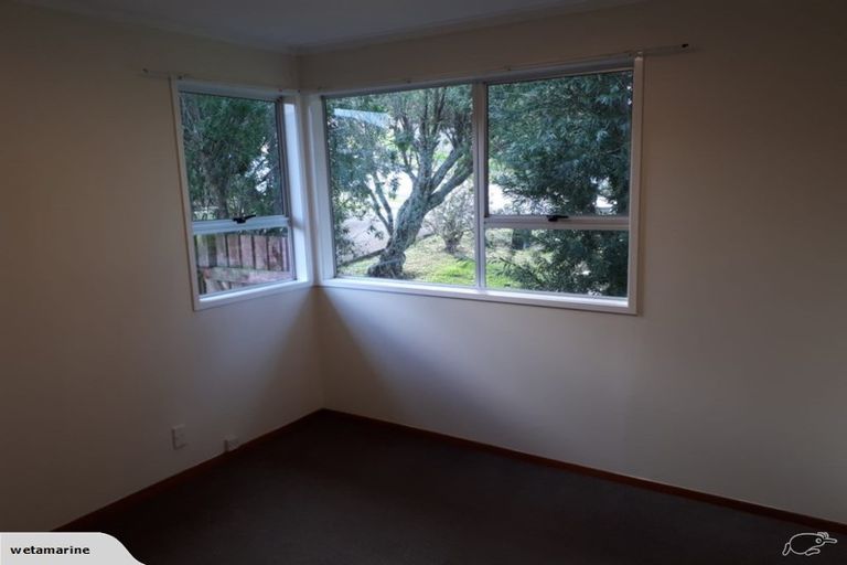 Photo of property in 13 Cranston Street, Torbay, Auckland, 0632