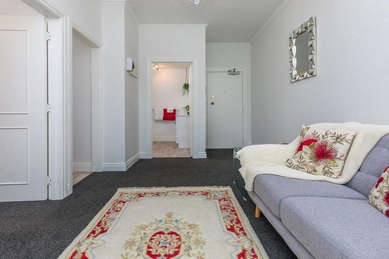 Photo of property in 38a Symonds Street, Onehunga, Auckland, 1061
