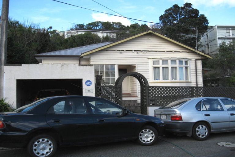 Photo of property in 35 Hamilton Road, Hataitai, Wellington, 6021