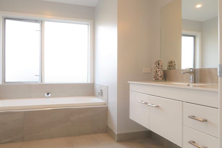 Photo of property in 500 Kinloch Road, Kinloch, Taupo, 3377