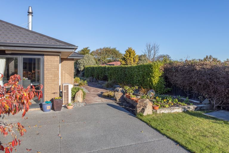 Photo of property in 9 Sea Eagles Place, North New Brighton, Christchurch, 8083