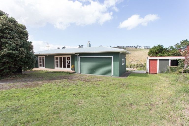 Photo of property in 12 Mowhanau Drive, Kai Iwi, Whanganui, 4574
