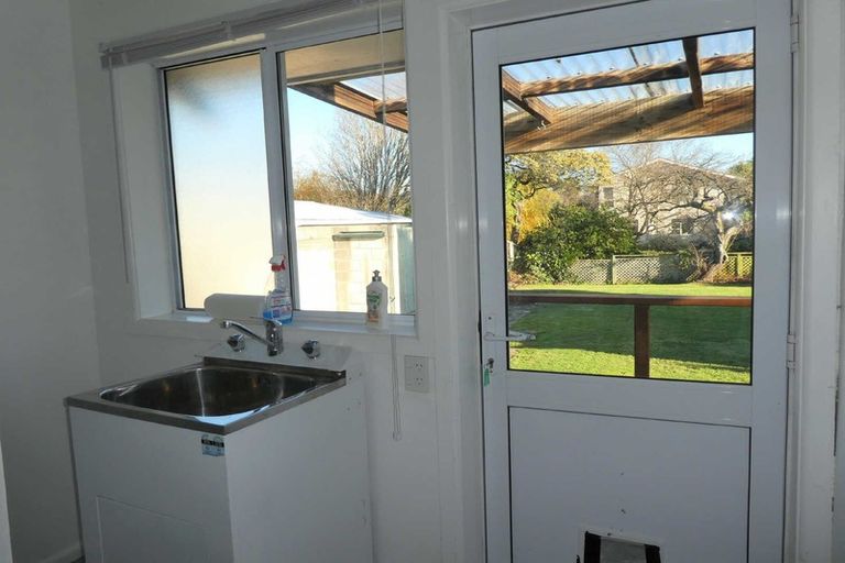 Photo of property in 17 Palmside Street, Somerfield, Christchurch, 8024