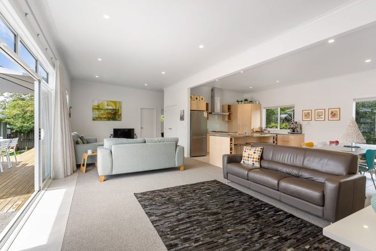 Photo of property in 99 Vista Paku, Pauanui, Hikuai, 3579