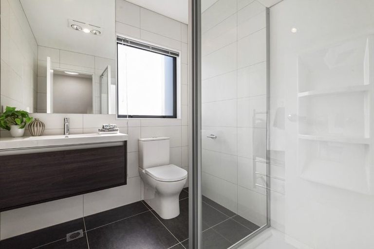 Photo of property in 13 Noel Hayden Street, Takanini, 2112