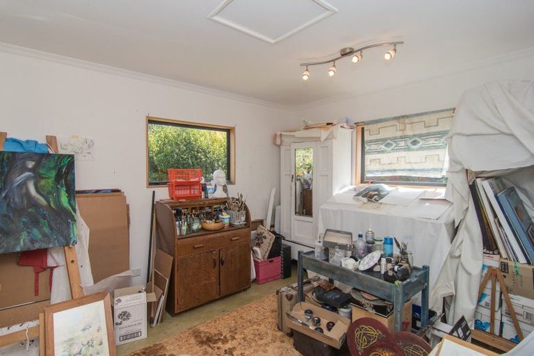 Photo of property in 16 Lennox Street, Winchester, 7985