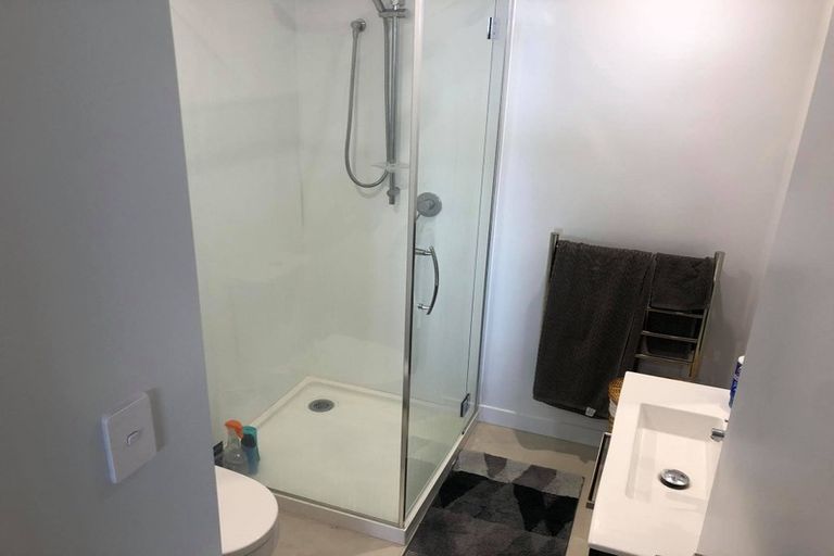 Photo of property in Frank Sargeson Apts, 205/80 Anzac Street, Takapuna, Auckland, 0622