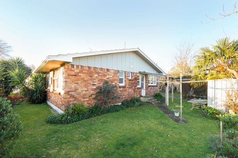 Photo of property in 43c Hamilton Road, Cambridge, 3434