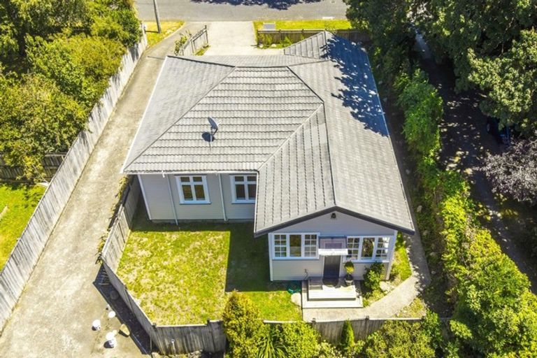 Photo of property in 25 Black Beech Street, Birchville, Upper Hutt, 5018