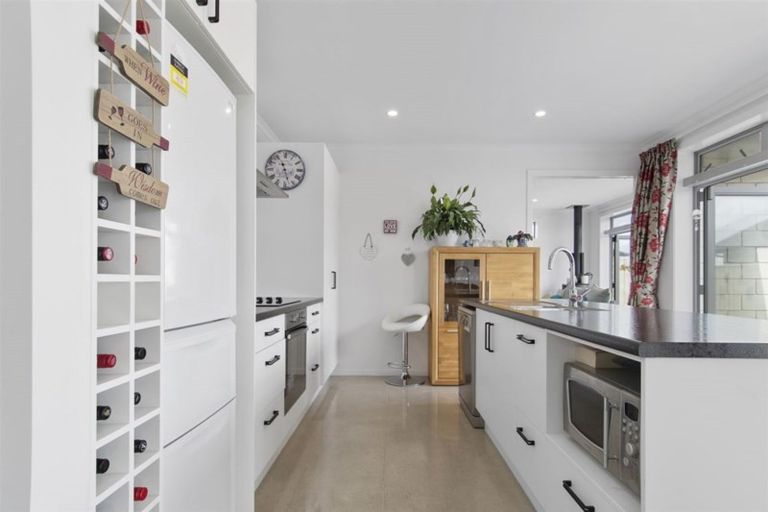 Photo of property in 102 Te Ranga Memorial Drive, Pyes Pa, Tauranga, 3112