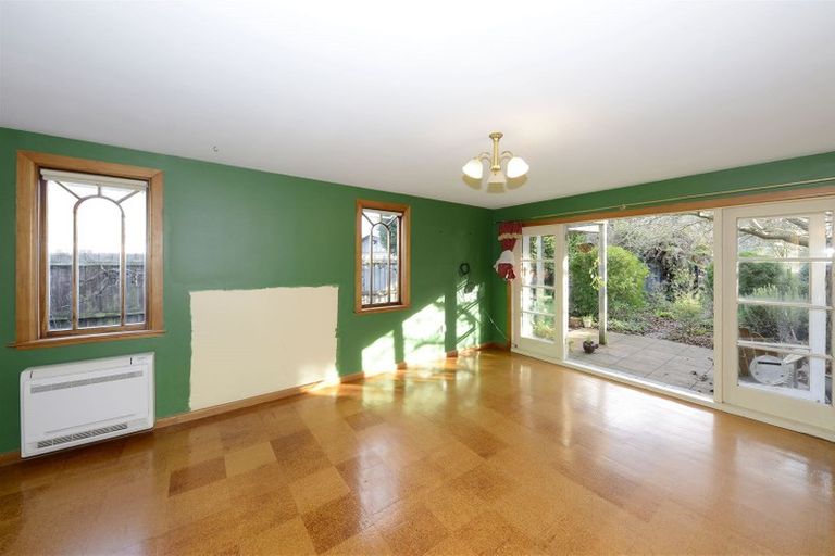 Photo of property in 27 Swanns Road, Richmond, Christchurch, 8013