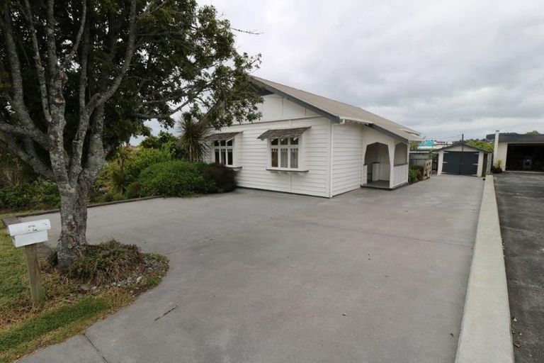 Photo of property in 10 Grey Street, Regent, Whangarei, 0112